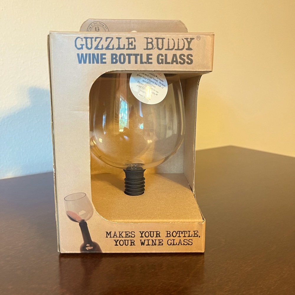 Guzzle Buddy Wine Bottle Glass NEW